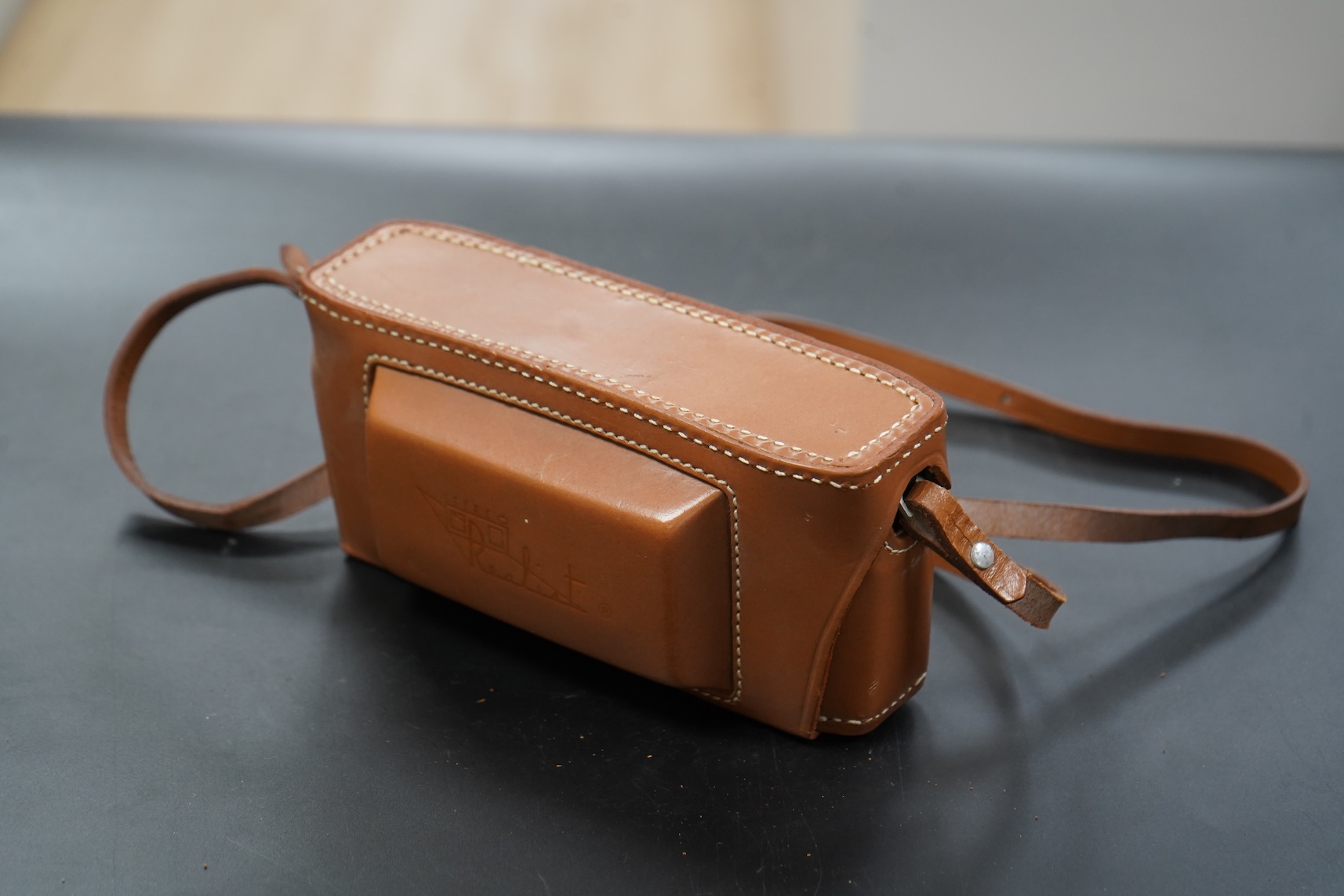 A David White 35mm stereo realist camera, F3.5 Lens, with case